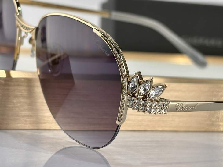 Picture of Chopard Sunglasses _SKUfw71074295fw